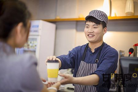 奶茶店加盟騙局的常見套路手法